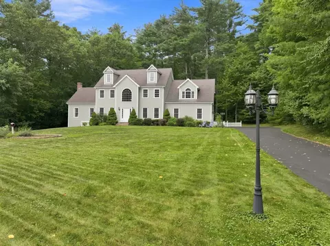 27 Juniper Rd, Upton, MA 01568 photo 3
