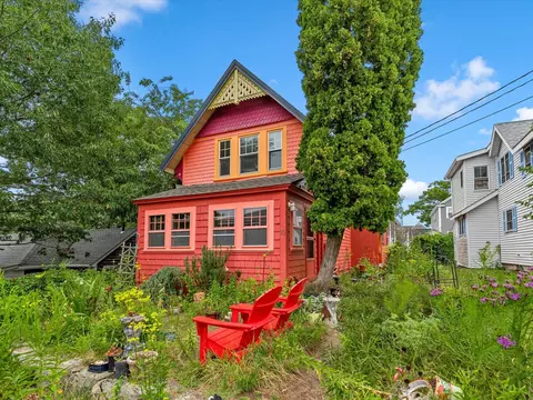 Exterior - 15 3rd St, Wareham, MA 02571 photo 2 of 7