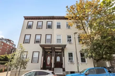 Exterior - 421 E 3rd St #1, Boston, MA 02127 photo 1 of 5