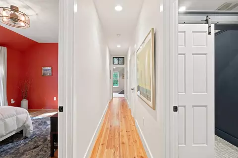Entry Way - 44 Beech Hill Rd, Exeter, NH 03833 photo 1 of 2
