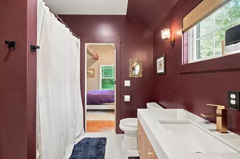 Bath - 44 Beech Hill Rd, Exeter, NH 03833 photo 3 of 3