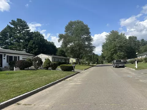 View/Area - 47 Thyme Ln, Springfield, MA 01129 photo 1 of 2