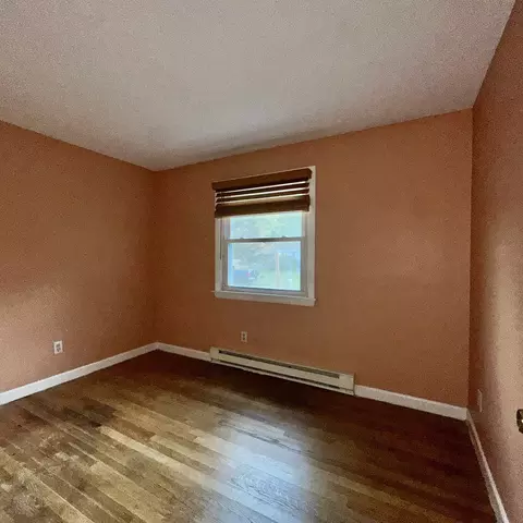Bedroom - 47 Thyme Ln, Springfield, MA 01129 photo 1 of 2
