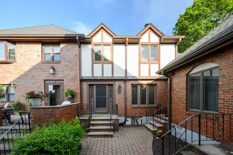 470 Adams St #2, Quincy, MA 02169