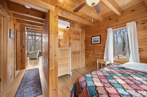 Bedroom - 119 Valley Bars Rd, Bourne, MA 02532 photo 1 of 4