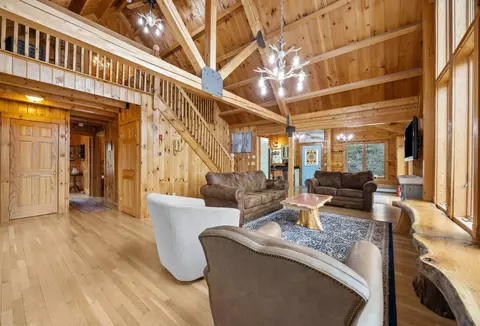 Living - 119 Valley Bars Rd, Bourne, MA 02532 photo 3 of 4