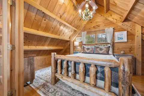 Bedroom - 119 Valley Bars Rd, Bourne, MA 02532 photo 4 of 4