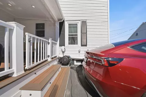 Exterior - 26 Acacia St, Gloucester, MA 01930 photo 7 of 7