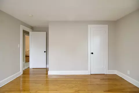 Bedroom - 25 Webber St, Springfield, MA 01108 photo 2 of 6