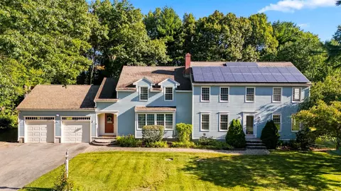 Exterior - 14 King Philip Path, Mendon, MA 01756 photo 1 of 6