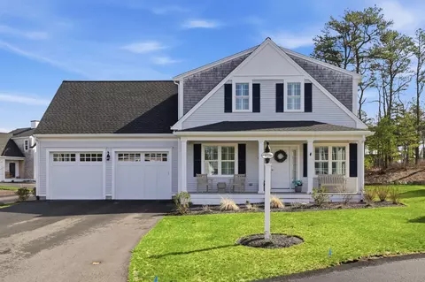 45 Cranberry Farm Rd, Plymouth, MA 02360