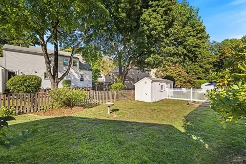 Exterior - 4 Stanton Rd, Stoneham, MA 02180 photo 8 of 8