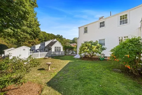 Exterior - 4 Stanton Rd, Stoneham, MA 02180 photo 6 of 8
