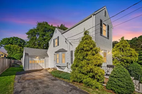 Exterior - 4 Stanton Rd, Stoneham, MA 02180 photo 3 of 8