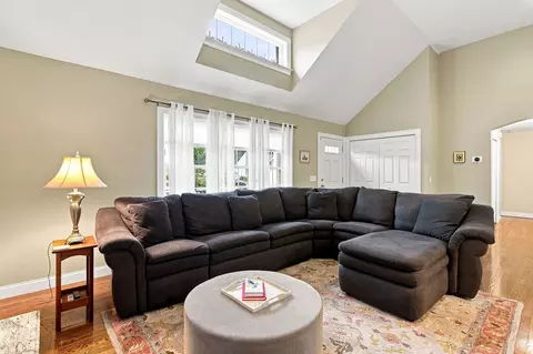 Living - 40 Settlers Ln, Hyannis, MA 02601 photo 2 of 2