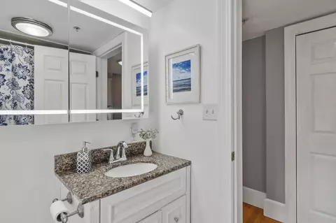 Bath - 11 Cherry St #3, Danvers, MA 01923 photo 2 of 3