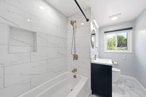 Bath - 23 Joseph Rd, Framingham, MA 01701 photo 2 of 4