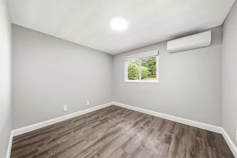 Bedroom - 23 Joseph Rd, Framingham, MA 01701 photo 7 of 8