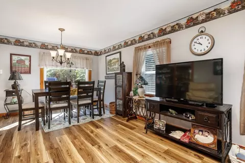Dining - 419 Harvard Ave, Athol, MA 01331 photo 4 of 5