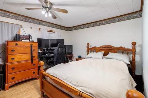 Bedroom - 419 Harvard Ave, Athol, MA 01331 photo 2 of 6