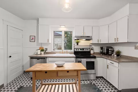 Kitchen - 49 Butler Ave, Maynard, MA 01754 photo 5 of 5