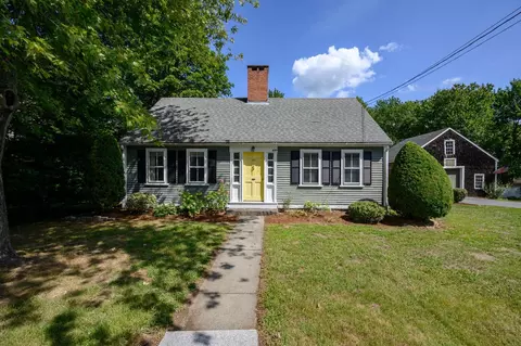 637 Union St, Rockland, MA 02370