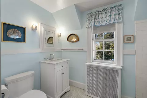 Bath - 47 Bemis Rd, Dedham, MA 02026 photo 5 of 6