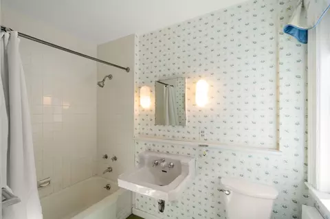 Bath - 47 Bemis Rd, Dedham, MA 02026 photo 3 of 6