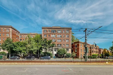 1999 Commonwealth Ave #1, Boston, MA 02135