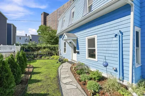 135 Tremont St, Cambridge, MA 02139