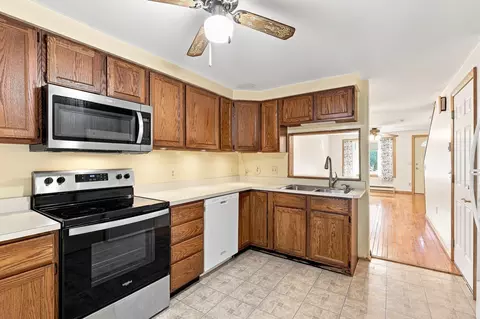 Kitchen - 29 Chilmark St # -A, Worcester, MA 01604 photo 2 of 5
