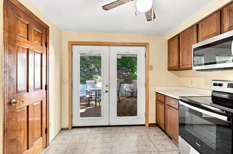 Kitchen - 29 Chilmark St # -A, Worcester, MA 01604 photo 1 of 5