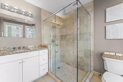 Bath - 861 E 2nd St #3, Boston, MA 02127 photo 2 of 3