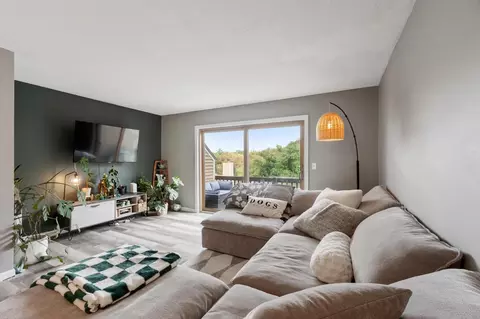 41 Hunters Run Pl #41, Haverhill, MA 01832