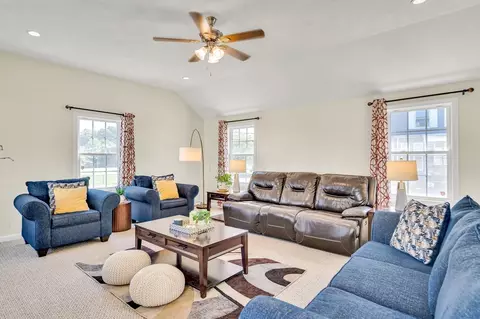 Living - 5 Wright St #B, Lowell, MA 01854 photo 2 of 2