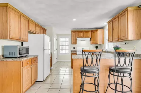 Kitchen - 5 Wright St #B, Lowell, MA 01854 photo 3 of 5
