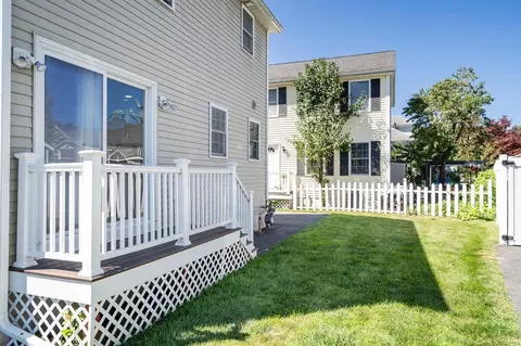 Exterior - 5 Wright St #B, Lowell, MA 01854 photo 3 of 4