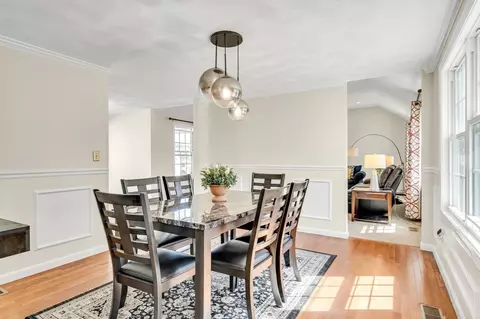 Dining - 5 Wright St #B, Lowell, MA 01854 photo 1 of 2