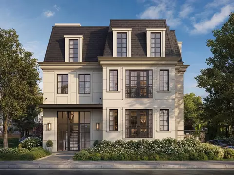 32 Auburn St #2, Brookline, MA 02446