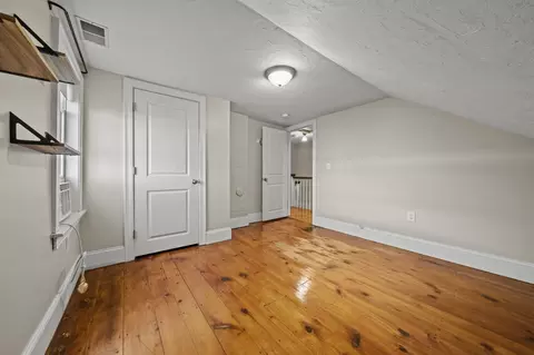 Bedroom - 519 E 5th St, Boston, MA 02127 photo 6 of 9