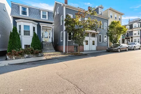 Exterior - 519 E 5th St, Boston, MA 02127 photo 3 of 4