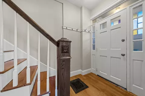 Entry Way - 519 E 5th St, Boston, MA 02127 photo 2 of 5
