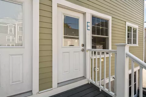 Exterior - 140 Main St #E, Upton, MA 01568 photo 3 of 5