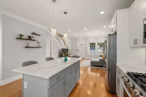Entry Way - 140 Main St #E, Upton, MA 01568 photo 3 of 5