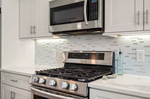 Kitchen - 140 Main St #E, Upton, MA 01568 photo 4 of 4