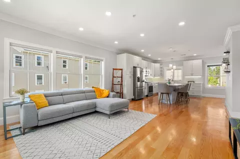 Living - 140 Main St #E, Upton, MA 01568 photo 3 of 3