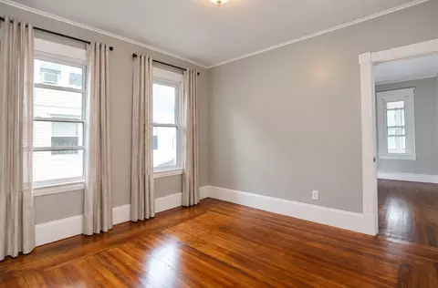 Living - 45 Middlesex St, Springfield, MA 01109 photo 3 of 3