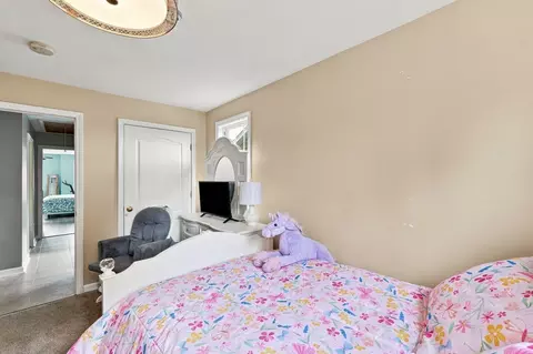Bedroom - 51 Randall St, Worcester, MA 01606 photo 5 of 11