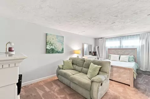 Bedroom - 51 Randall St, Worcester, MA 01606 photo 1 of 11