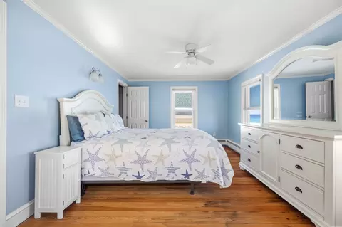 Bedroom - 331 Beach Ave, Hull, MA 02045 photo 3 of 6